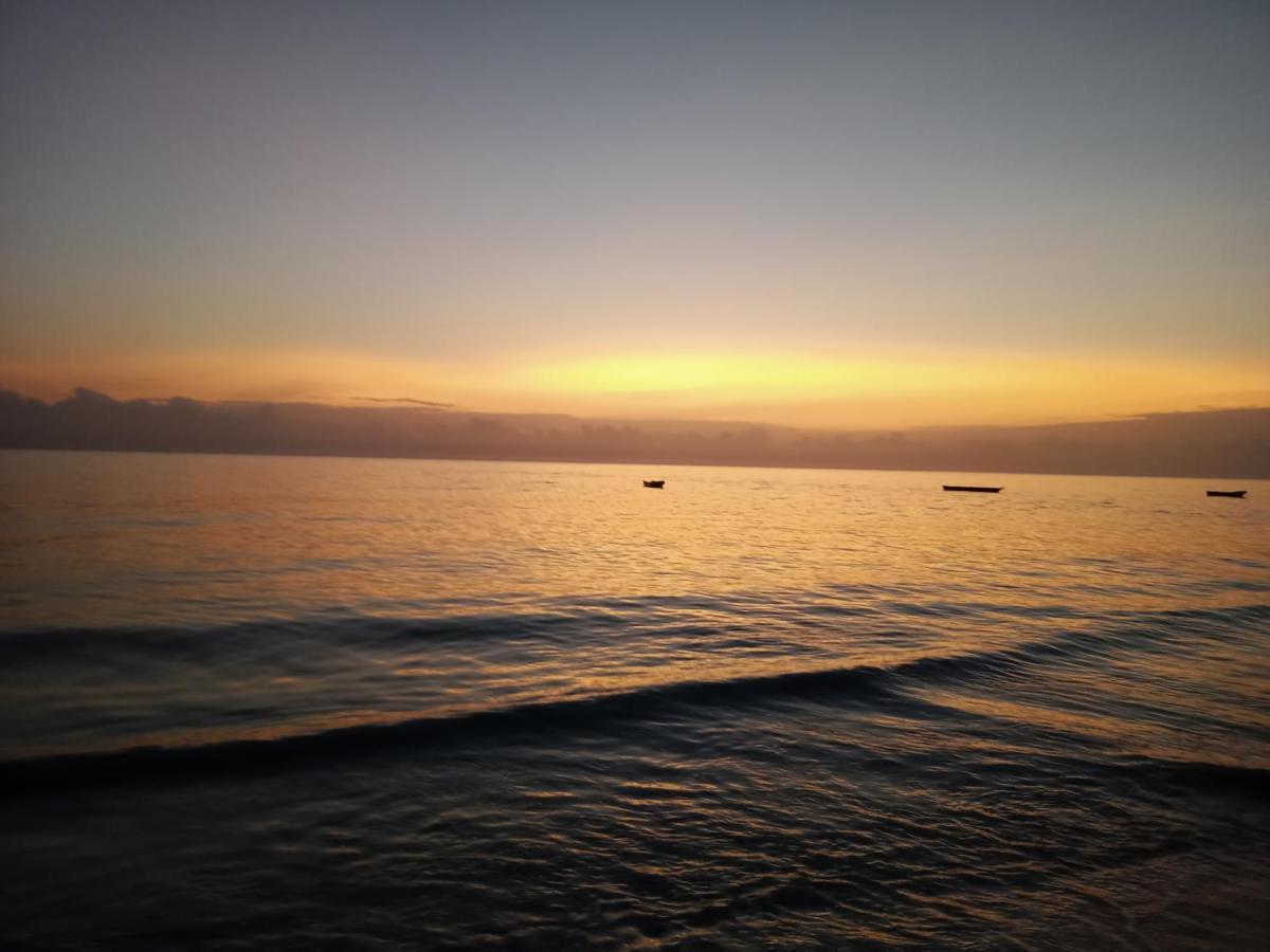 A Villa Sunshine House Zanzibar Jambiani  Bagian luar foto