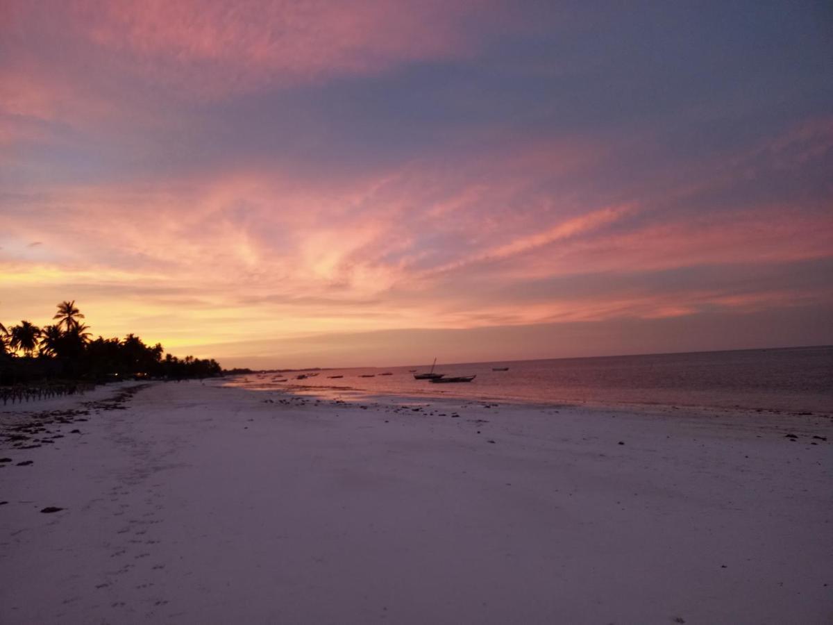 A Villa Sunshine House Zanzibar Jambiani  Bagian luar foto